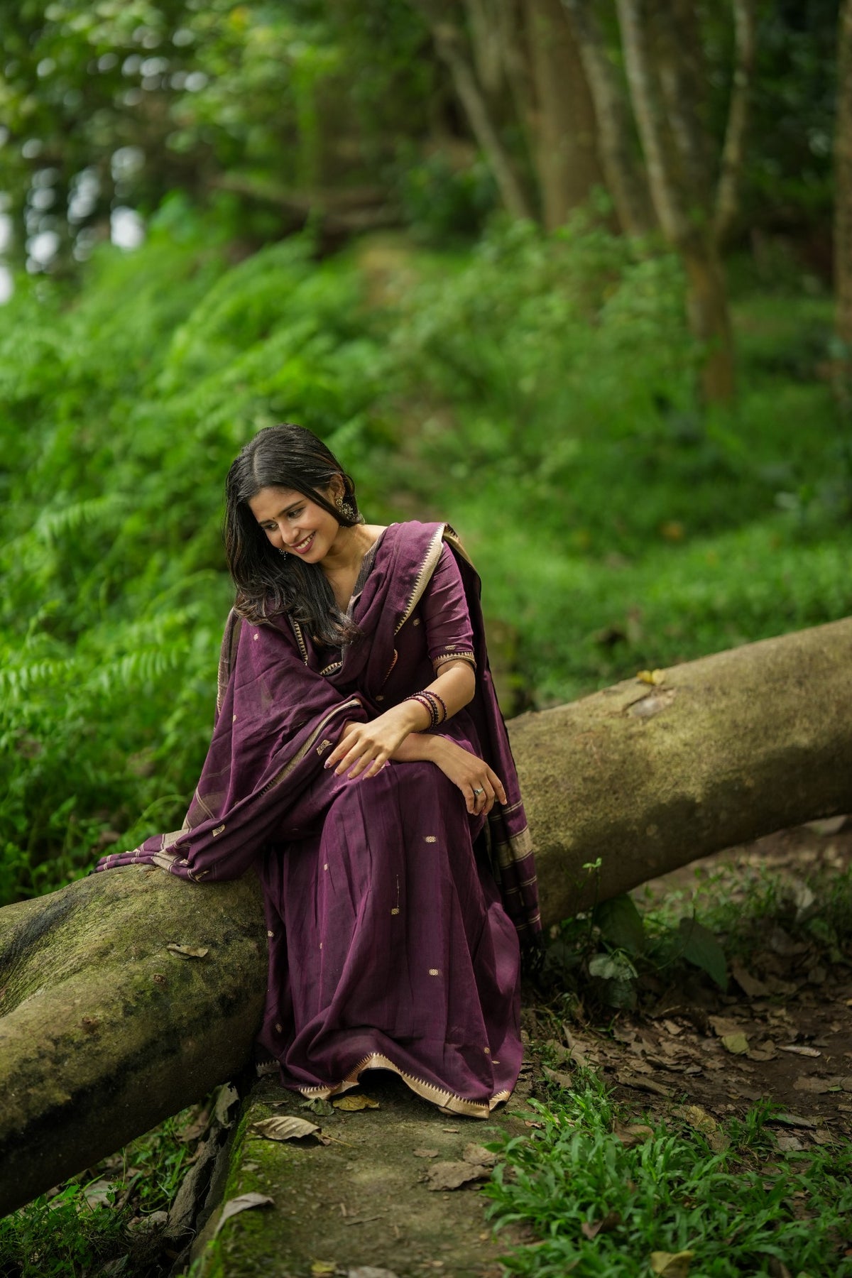 Thaarakai - Navathika