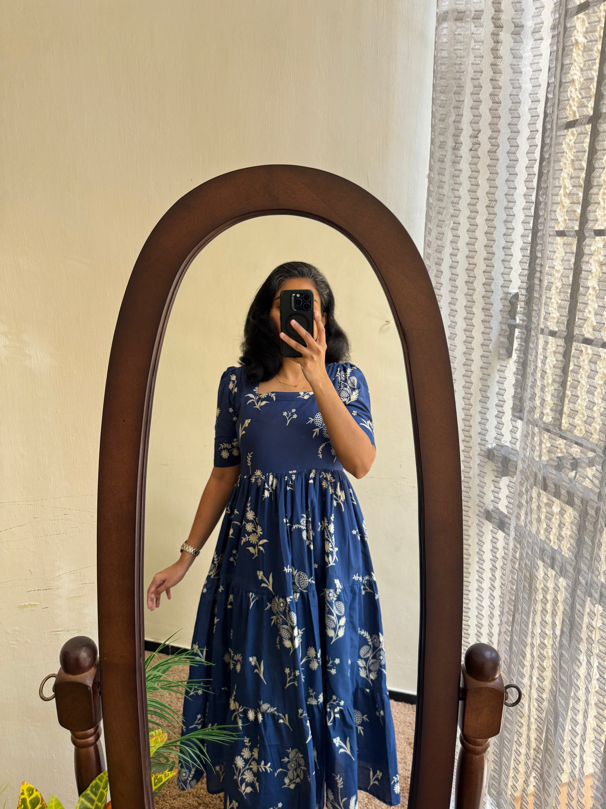 Saphoria with Full Lining - Ready Dispatch