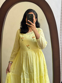 Buttercup (Two pieces) - Ready Dispatch