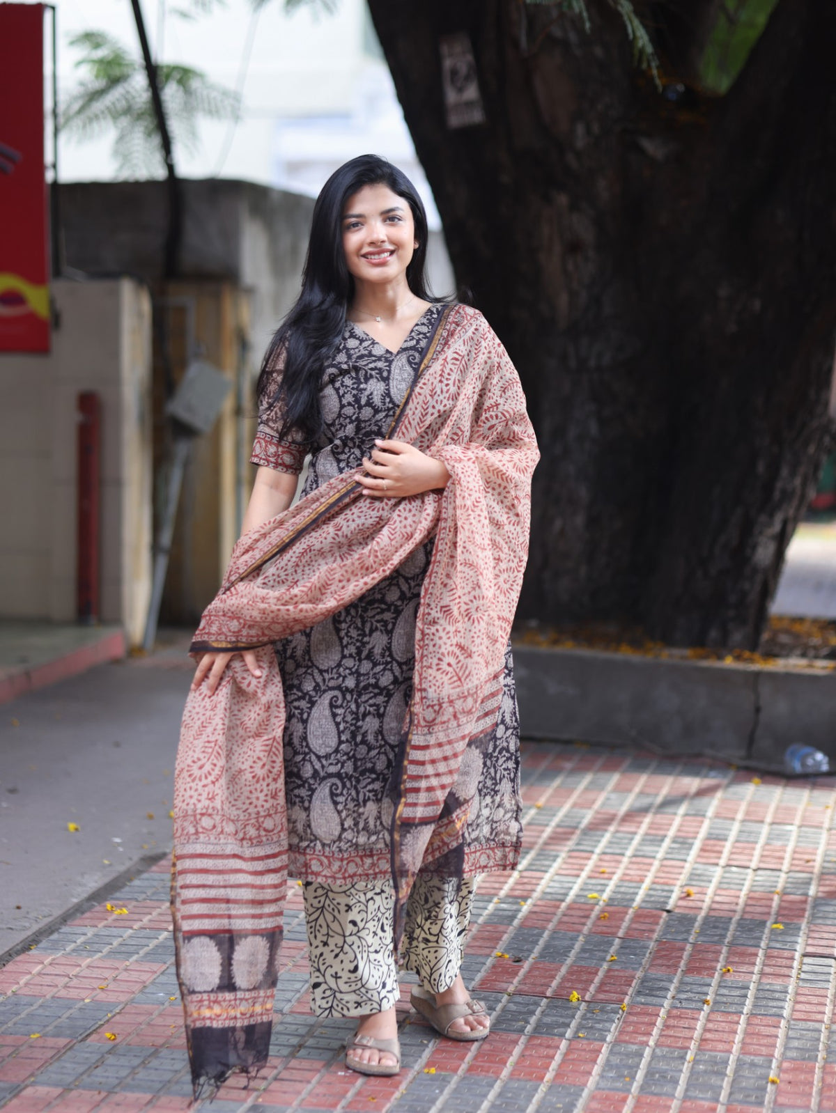 Paisley Night — Salwar Set
