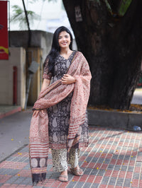 Paisley Night — Salwar Set