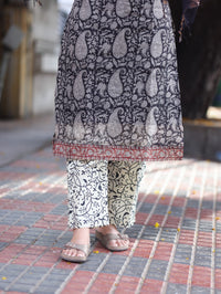 Paisley Night — Salwar Set
