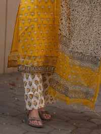 Saffron Lotus — Salwar Set