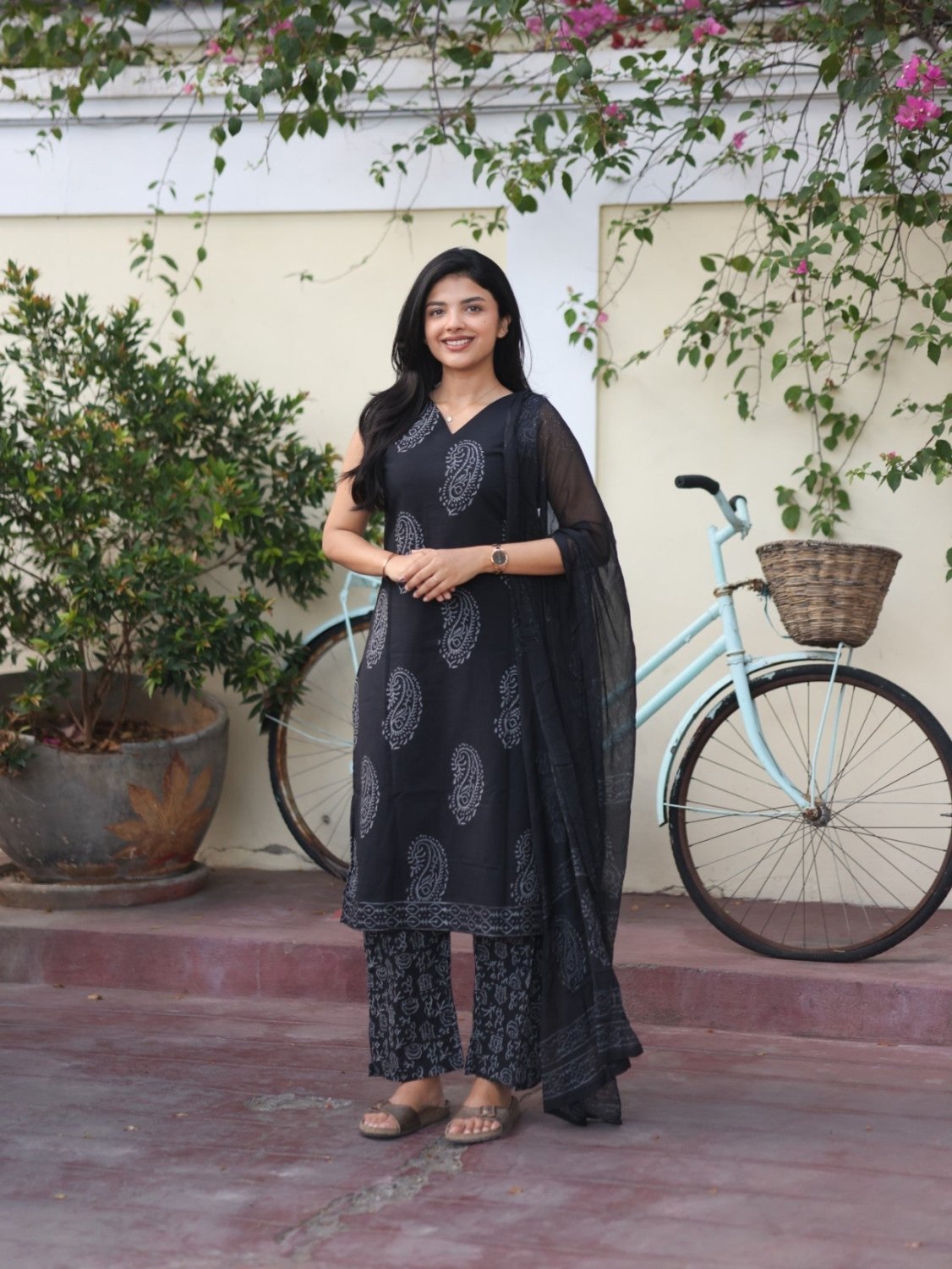 Midnight — Salwar Set - Astonish Admire