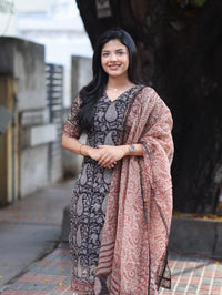Paisley Night — Salwar Set - Astonish Admire