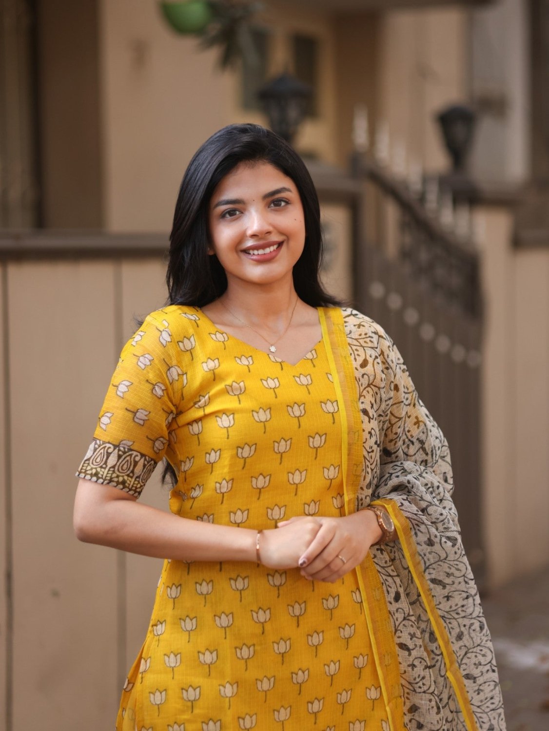 Saffron Lotus — Salwar Set - Astonish Admire