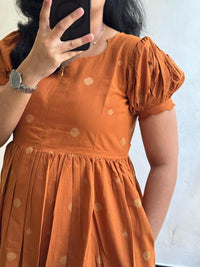 Surangi Butta with Full Lining - Ready Dispatch - Astonish Admire
