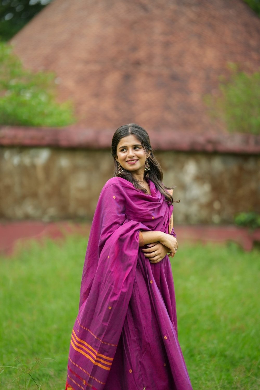 Thaarakai - Swasthika - Astonish Admire